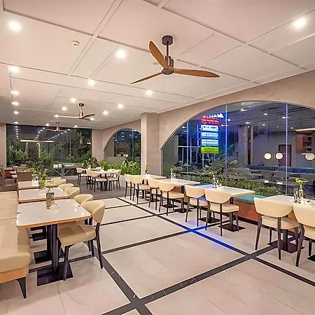 Rv Hotel Gianyar
