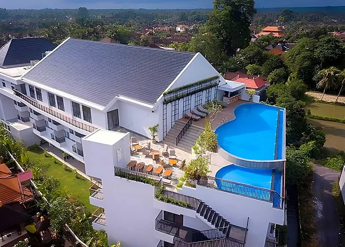 ホテル Rv Gianyar