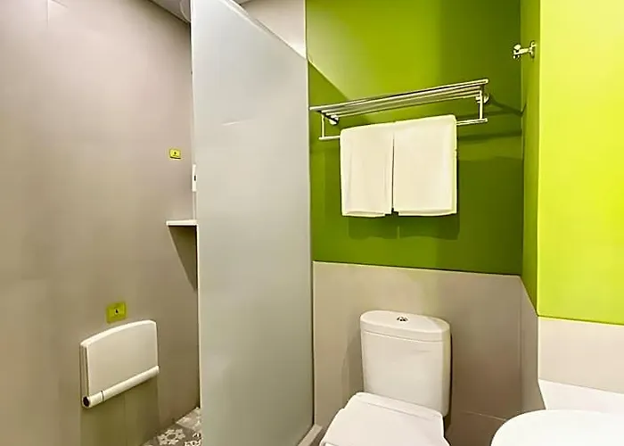 Rv Gianyar 4* バリ島